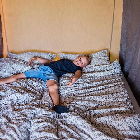 Tent In Near Forest Luksustelt *